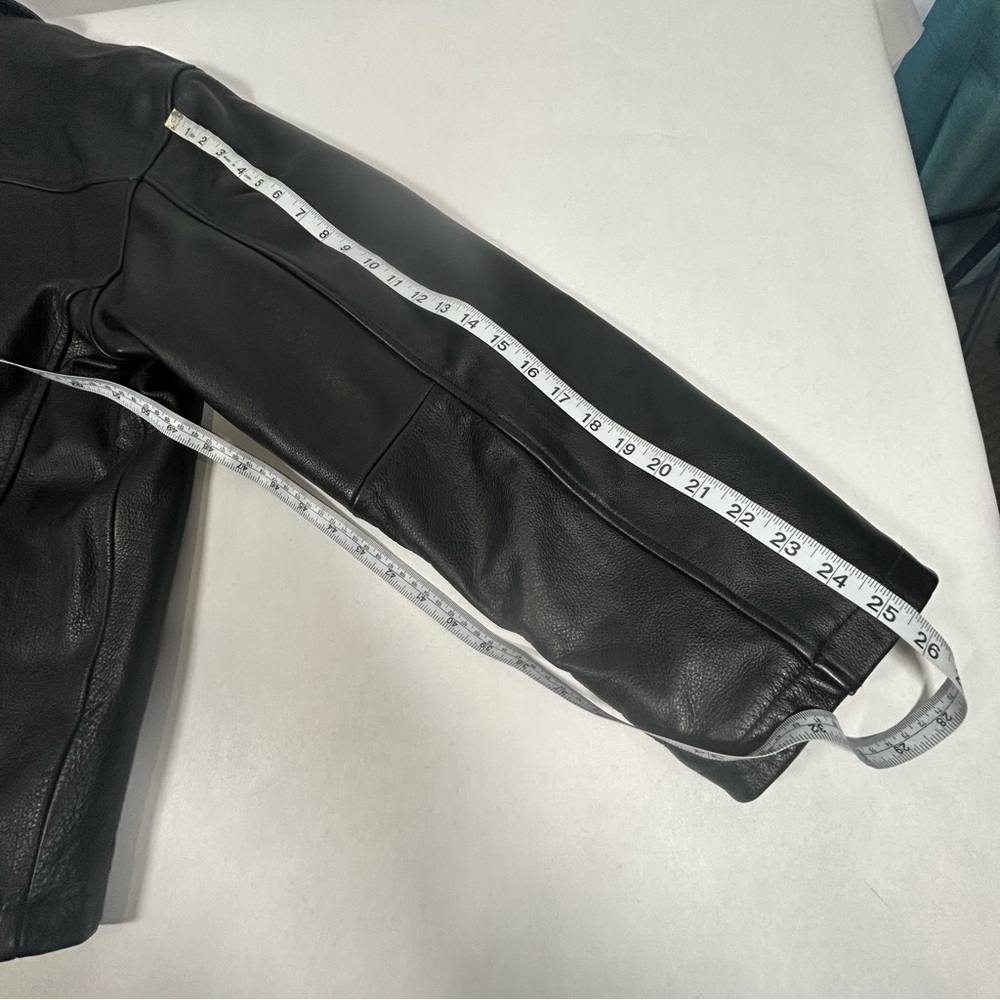 Vintage American Hide & Leather Men's Classic Black Leather Jacket - Picture 5 of 15